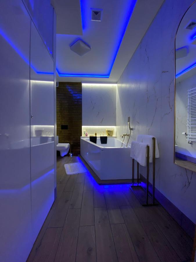 Apartament "Love" Centrum Z Duza Wanna Dla Dwojga เนียซนอ ภายนอก รูปภาพ