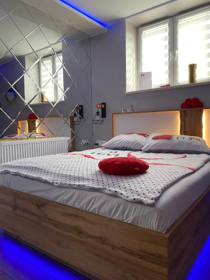 Apartament "Love" Centrum Z Duza Wanna Dla Dwojga เนียซนอ ภายนอก รูปภาพ