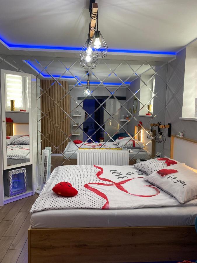Apartament "Love" Centrum Z Duza Wanna Dla Dwojga เนียซนอ ภายนอก รูปภาพ