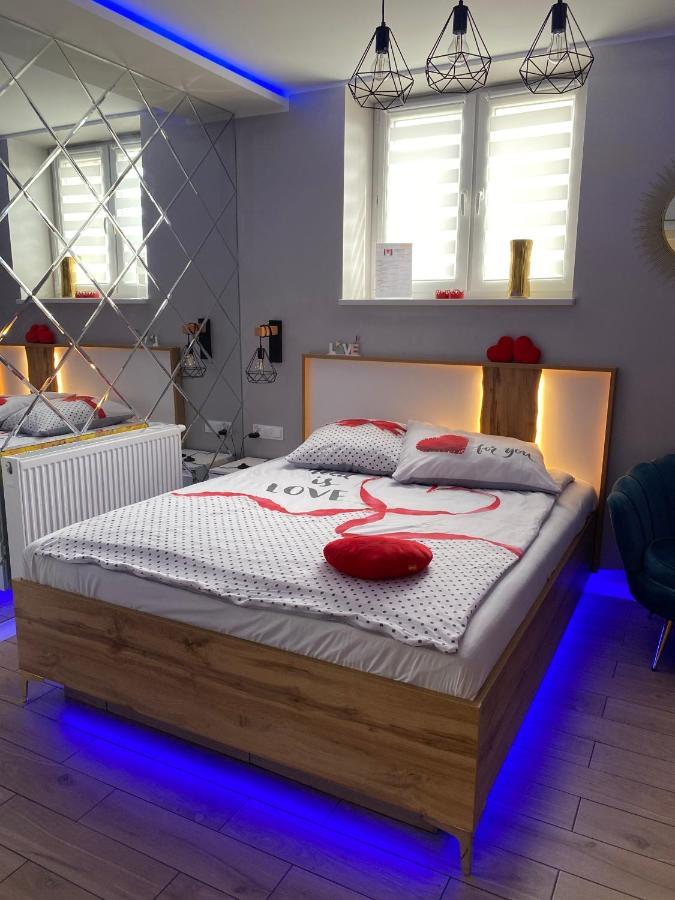 Apartament "Love" Centrum Z Duza Wanna Dla Dwojga เนียซนอ ภายนอก รูปภาพ
